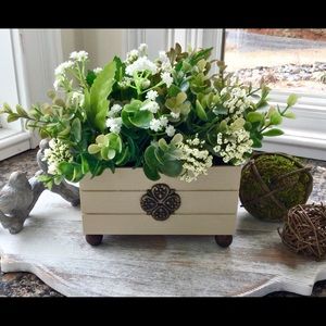Wood French Country Flower Box